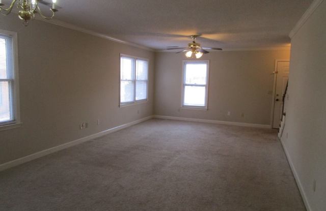 811 Grimble Ct Gallery 3