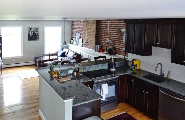 17 Mount Vernon Street - 17 Mount Vernon Street, Boston, MA 02129