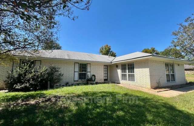 302 Avenida Dr. - 302 Avenida Drive, Red Chute, LA 71037