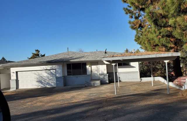 1720 Kimberly Gallery 1