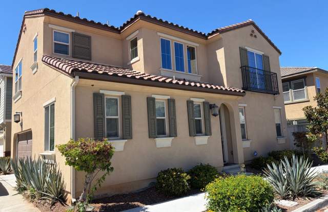 Beautiful 3 Bedroom Home Near Imperial Beach with Office Space! Gallery 1