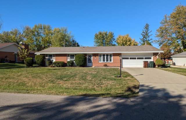 2188 Pineknott Drive - 2188 Pineknott Drive, Beavercreek, OH 45431