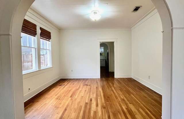 1339 Perkins Gallery 2