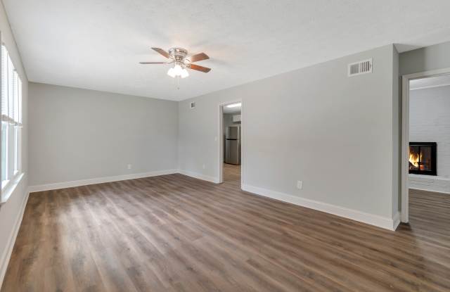 5127 Edgemoor Dr Gallery 2