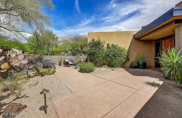 10687 E FERNWOOD Lane Gallery 3