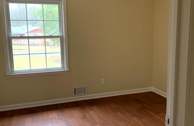 4670 Lindsey Drive Southwest Gallery 4