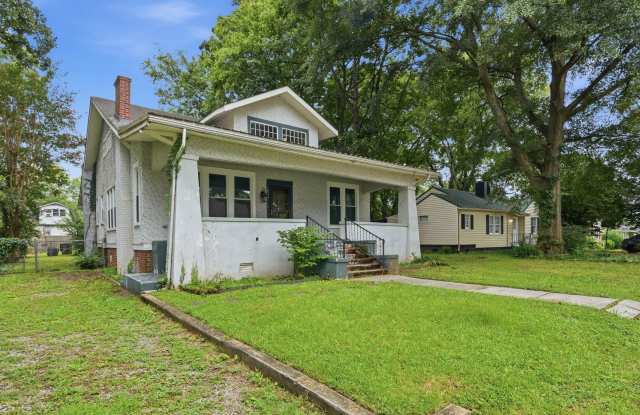 Updated 4-Bed, 2-Bath Home in the Heart of Decatur. Gallery 4