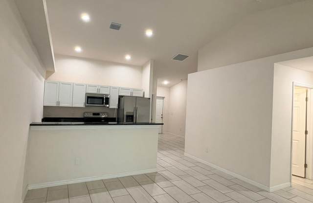 3/2 Duplex for Rent in Cape Coral photos photos