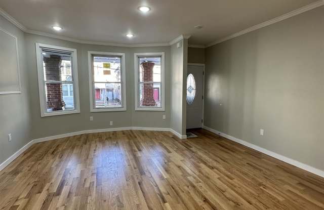 156 WEST 8TH ST - 156 West 8th Street, Bayonne, NJ 07002
