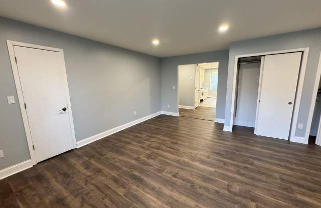 2 6th Ave photos photos