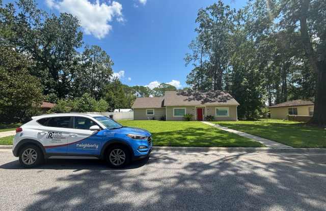 Beautifully Remodeled Home / Plenty of Additional Space! photos photos