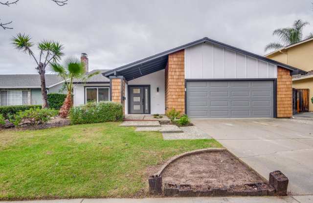 COMING SOON Gorgeous Updatef Designer Showcase Property - One Story Home Available for Lease. Pet Friendly. photos photos