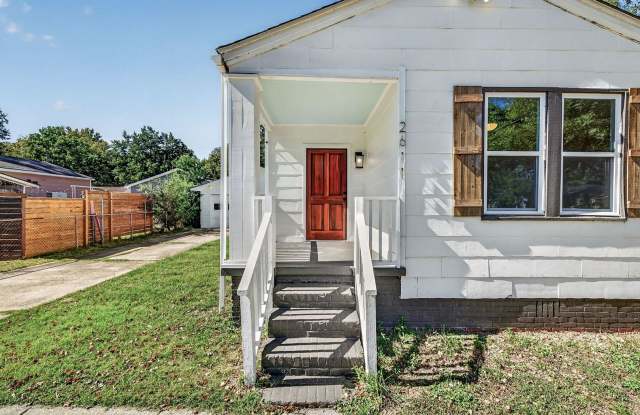 Convenient Living in North Charleston Gallery 3