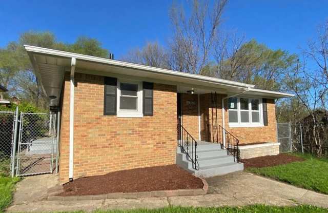 Large 3 Bedroom Home In Gary photos photos