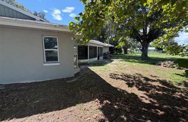 432 Spring Lake Boulevard Gallery 4
