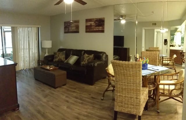 129 Woodlake Wynde Gallery 2