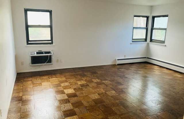 2 Van Wart Ave photos photos