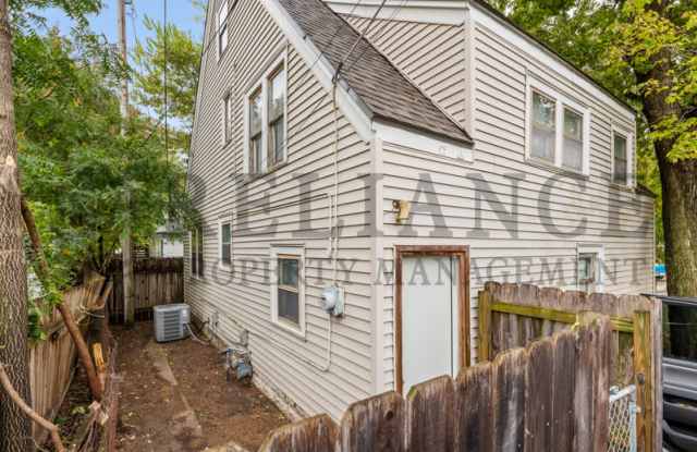 1218 East Morris Street Gallery 4