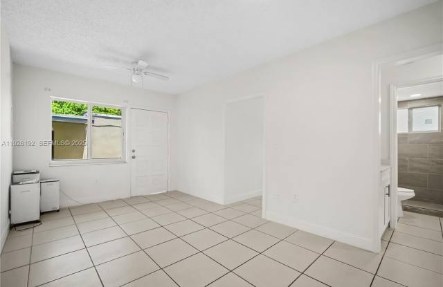 2622 NW 24th St photos photos