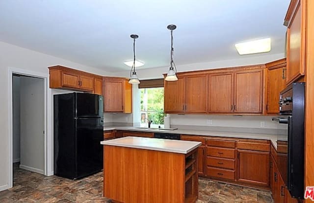 7576 MCCONNELL Avenue - 7576 McConnell Ave, Los Angeles, CA 90045