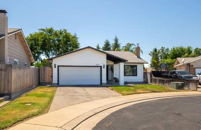 Available now! 3 Bed/2 Bath Home photos photos