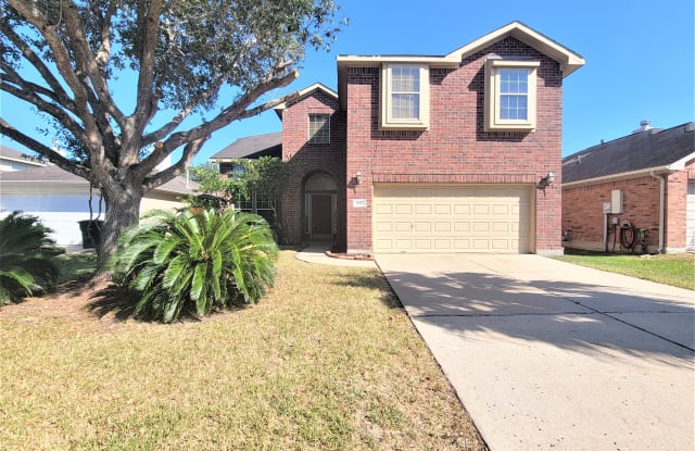 1017 Hamilton St - 1017 Hamilton Street, Alvin, TX 77511