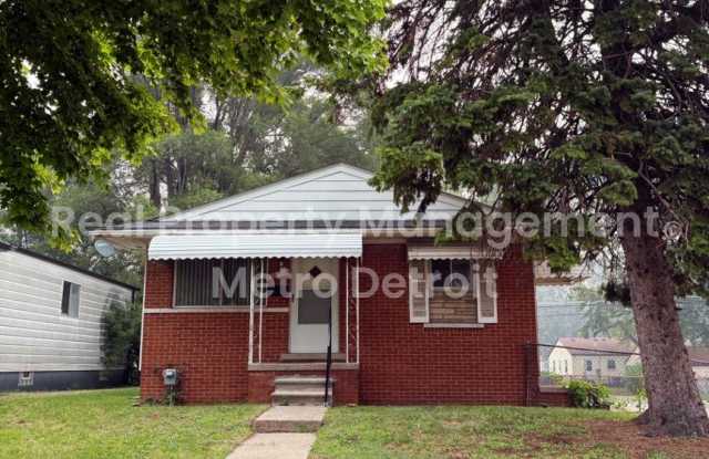 Move-In Ready Brick Ranch on a Corner Lot | Warren photos photos