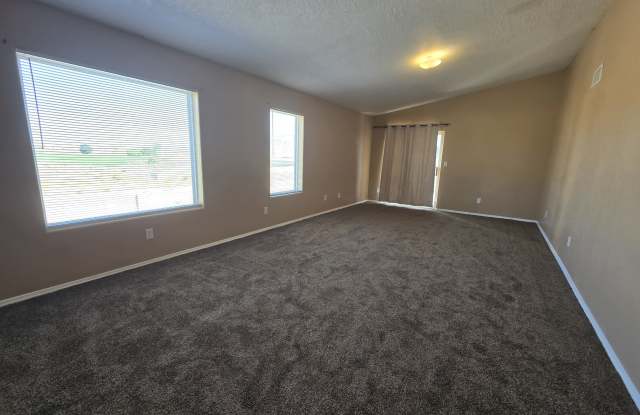 3984 Rancher Loop Northeast - 3984 Rancher Loop Northeast, Rio Rancho, NM 87144