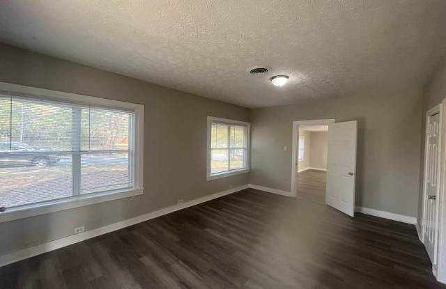 ***Nice Midtown Columbus, GA 4 Bedroom / 1.5 Bathroom Home for Rent*** Gallery 4