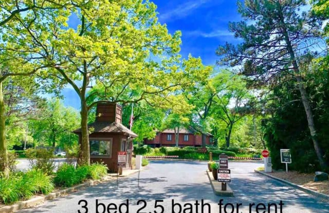 40 MARINA KEY - 40 Marina Ky, Secaucus, NJ 07094