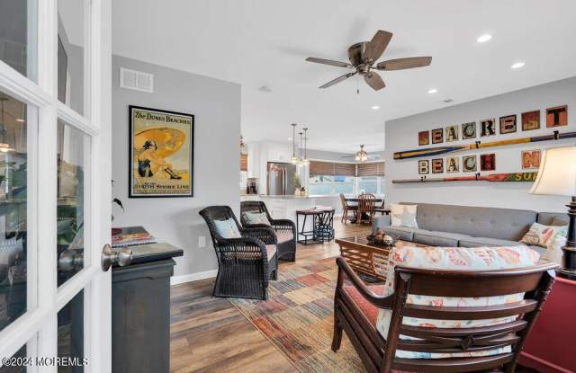 3227 Keith Lane photos photos