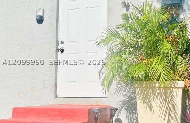 1558 NW 103rd St Gallery 1