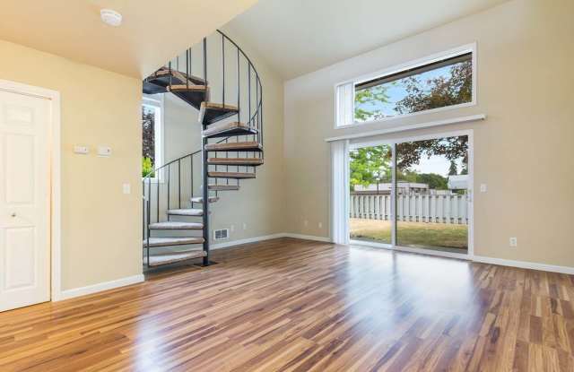 10617 Southeast 252nd Street photos photos