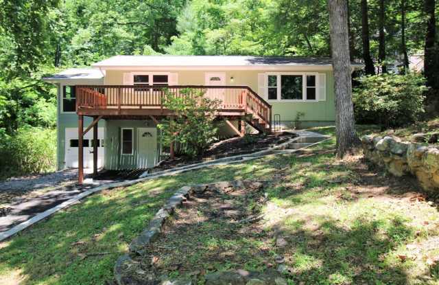 South AVL - One Bedroom Basement Apartment - 79 Hemlock Street, Royal Pines, NC 28704