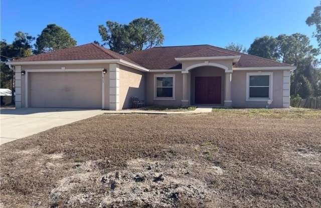 2615 19th St W lot: 3 photos photos