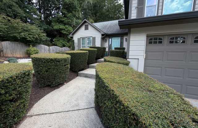 Charming 3 Bed 2 Bath Home In Marietta Neighborhood Gallery 4