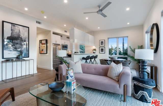 1041 N Spaulding Ave photos photos