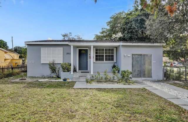 2552 Wiley Street St photos photos