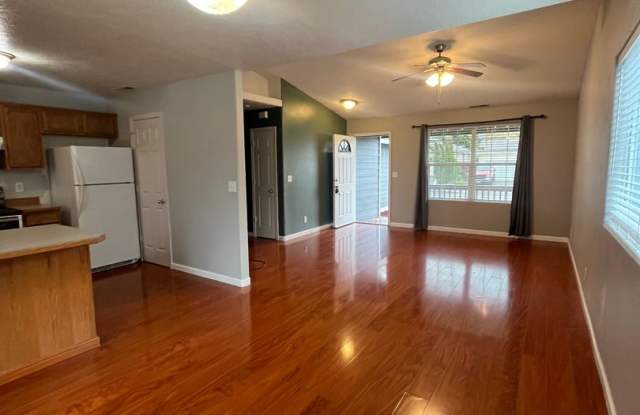 3-Bedroom 2-Bathroom home in Cottage Grove photos photos 3-Bedroom 2-Bathroom home in Cottage Grove photos photos