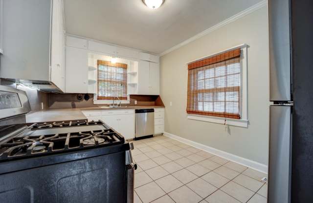 Freshly Updated 3 Bedroom Home Gallery 4