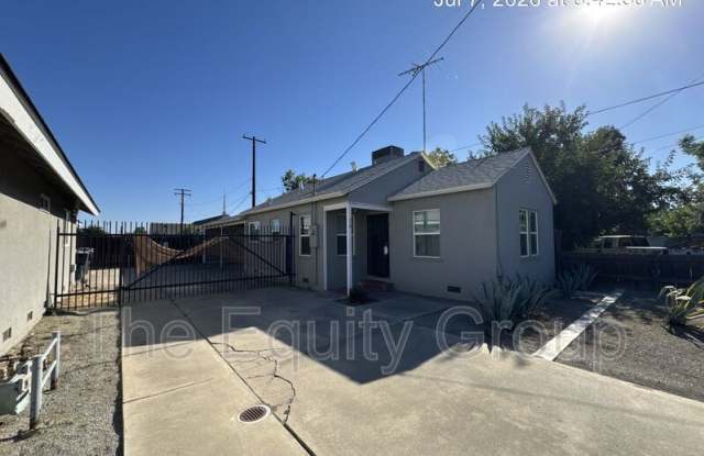 710 East Tulare Avenue - 710 East Tulare Avenue, Visalia, CA 93292
