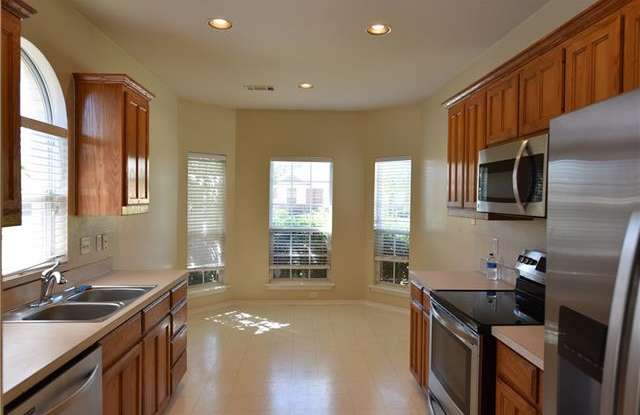 8749 Bloomfield Terrace Gallery 3