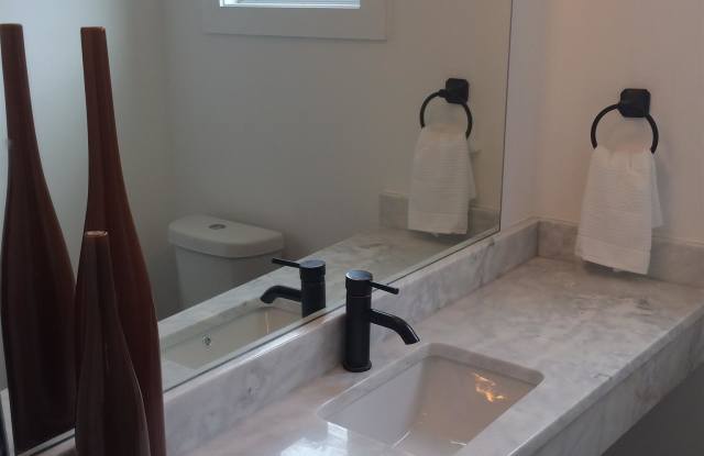 1300 Brick Church Pike Gallery 4