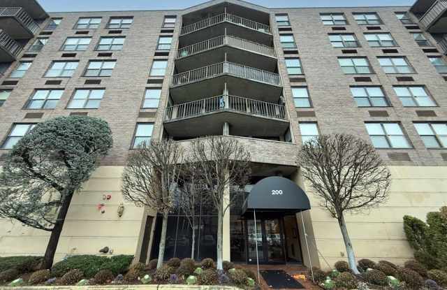 200 Division 4J photos photos