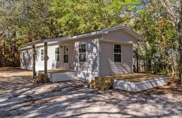 2447 Elkin St Sw - 2447 Elkin Street Southwest, Supply, NC 28462