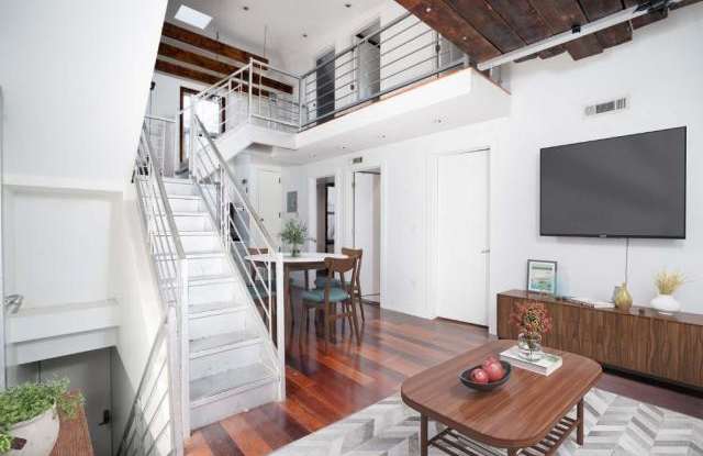 323 Stanhope Street Gallery 3