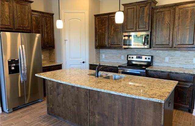 303 Featherstone Trail Gallery 4