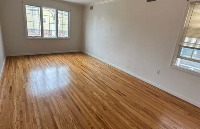 33 Patterson Street Gallery 2