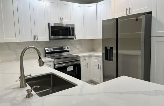 4602 SW 160 AV photos photos