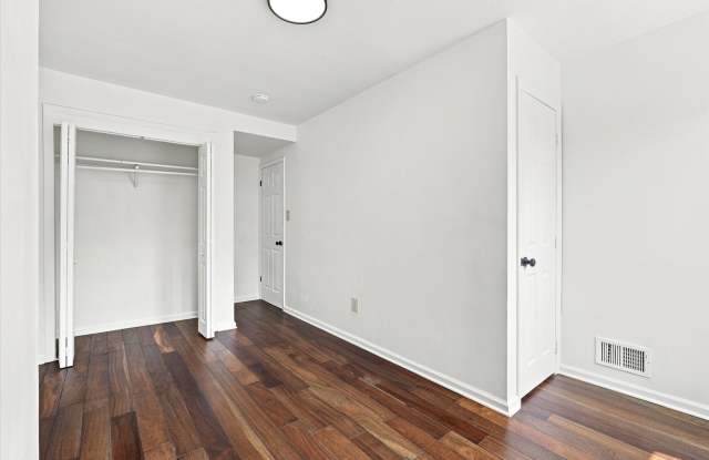 2BR/3BA Home | East Kensington Gallery 4